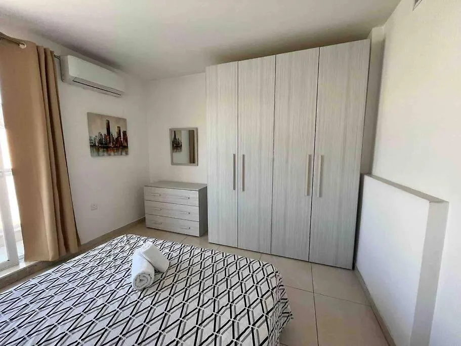 Lovely 3 Bedroom Condo Saint Julian's 0*,  Malta