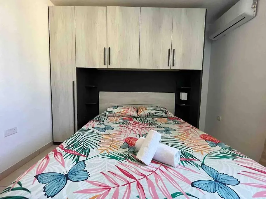 Lovely 3 Bedroom Condo Saint Julian's 0*,  Malta