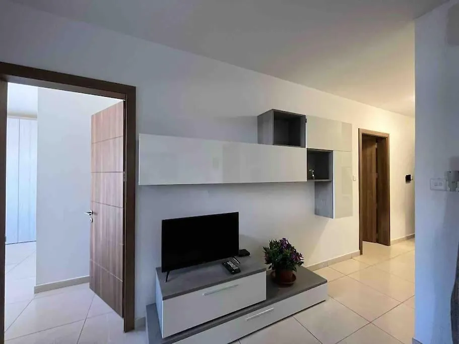 Lovely 3 Bedroom Condo Saint Julian's