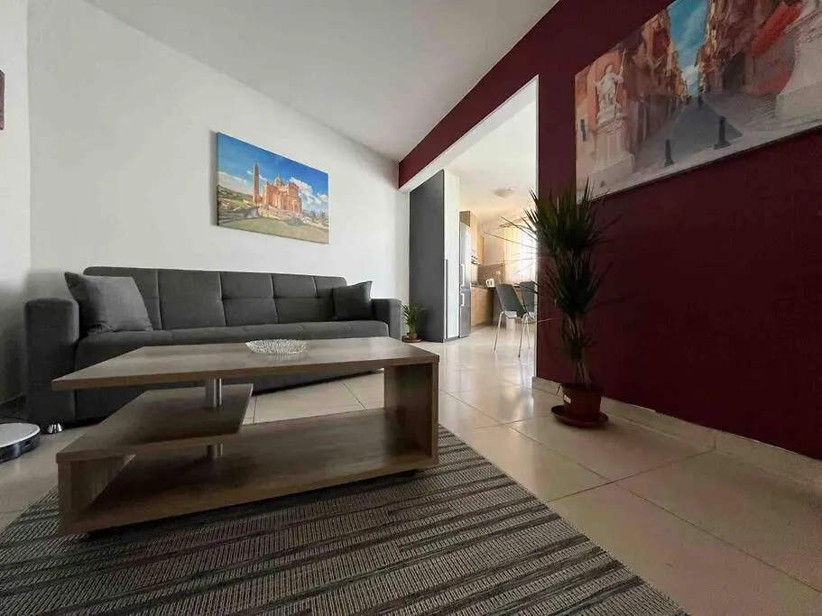Lovely 3 Bedroom Condo Saint Julian's