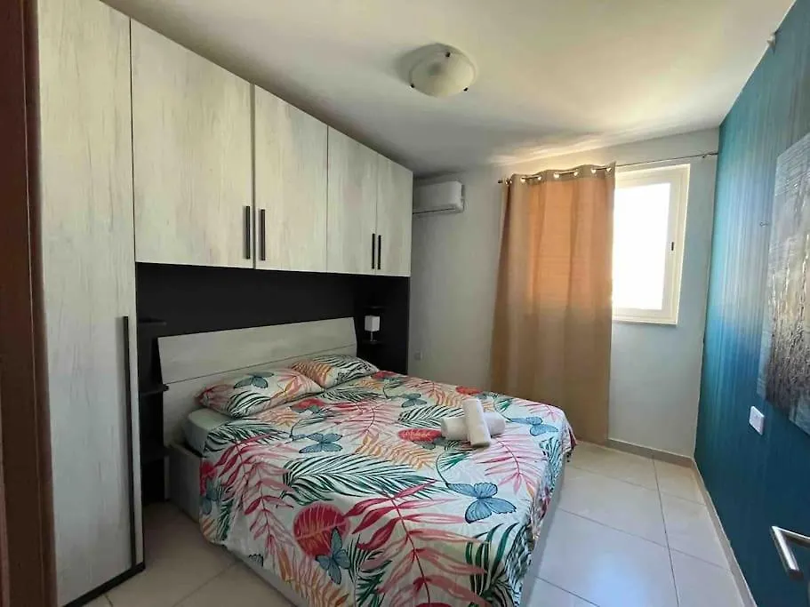 Apartment Lovely 3 Bedroom Condo Saint Julian's Malta